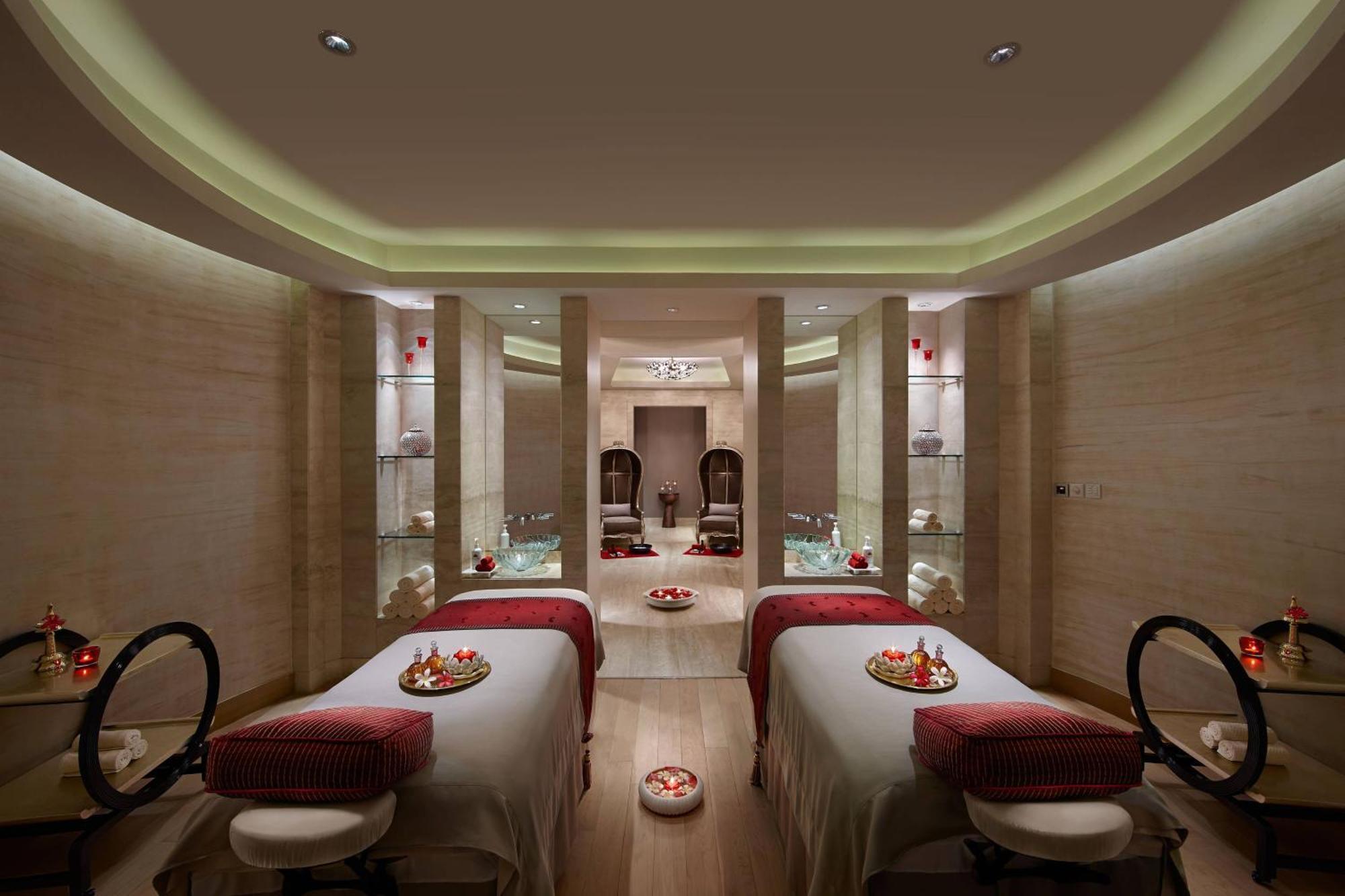 Itc Grand Chola, A Luxury Collection Hotel, Chennai Exterior photo The spa at The Oberoi, Mumbai