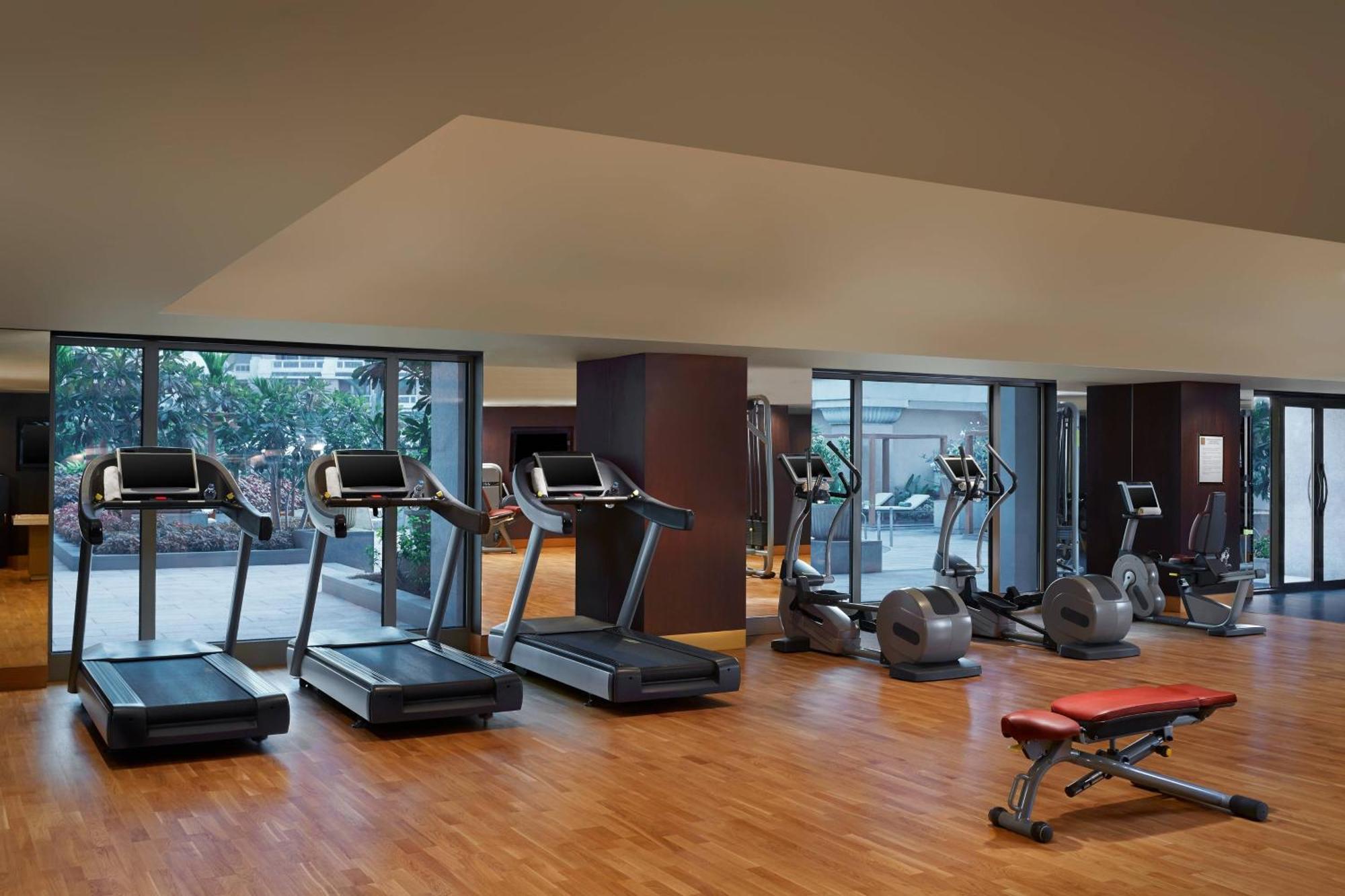 Itc Grand Chola, A Luxury Collection Hotel, Chennai Exterior photo The gym at the hotel